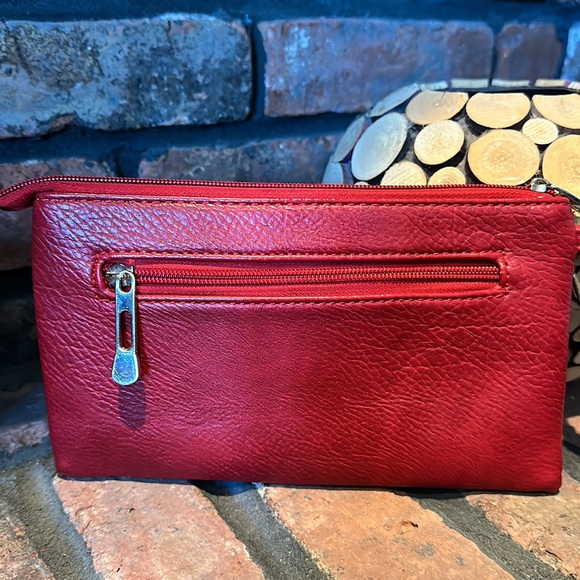 ❤️MK Michael Kors Wristlet❤️ - Picture 4 of 7